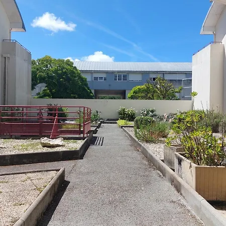 Piscine Proche